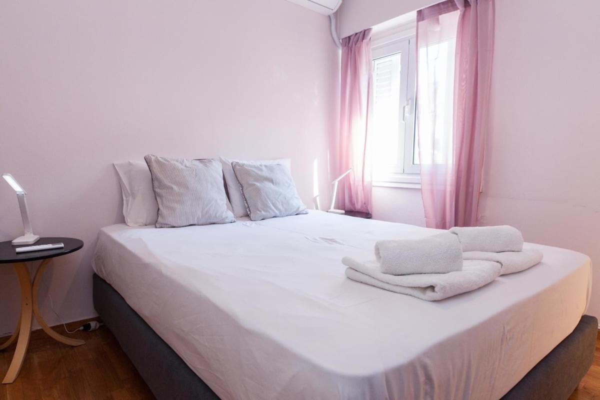 Classical Beauty 3Bd Apt In Peacefull Nea Filothei Atenas Exterior foto